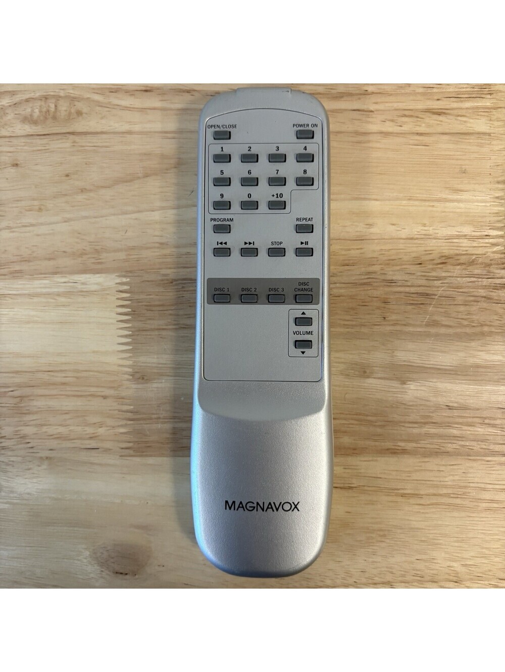 MAGNAVOX/Philips Remote Control  MAS85/17 W0509 HiFi Three Disc CD System Tested
